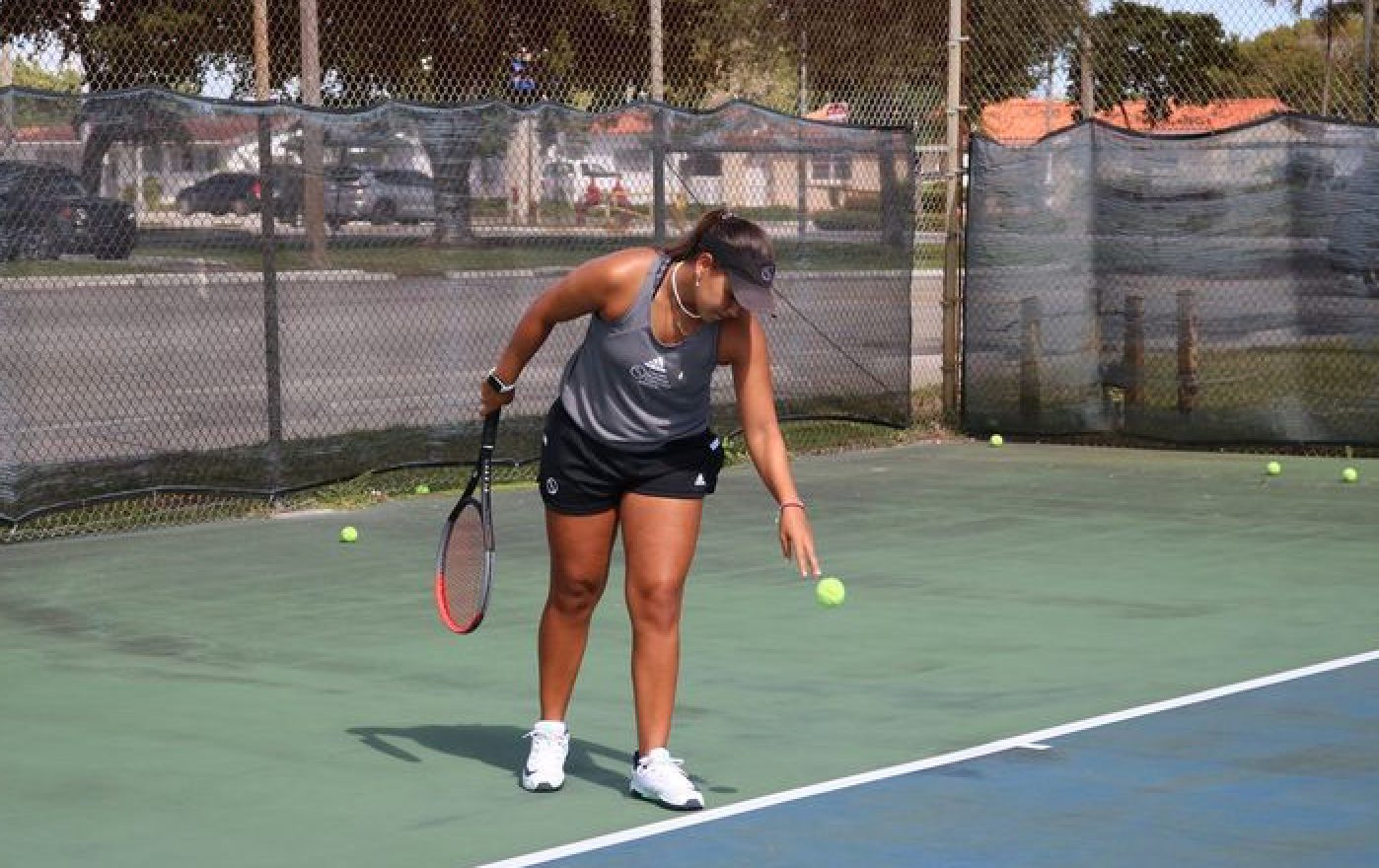 FNU tennis player Vanessa Simone.