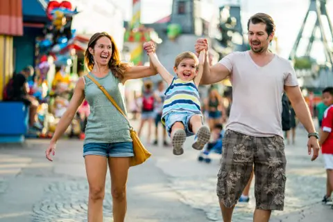 family enjoying the day at disneyworld